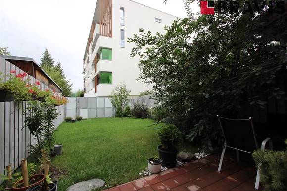 Prodej řadového třípodlažního domu se třemi bytovými jednotkami, po kompletní rekonstrukci, vyhledávaná lokalita Brno - Žabovřesky, ulice Haasova