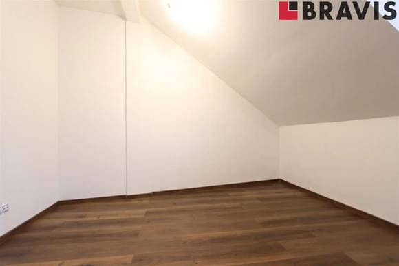 Pronájem novostavby bytu 4+kk, Brno - Zábrdovice, Šámalova ulice, částečně zařízený, klimatizovaný