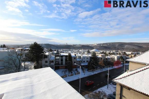 Pronájem bytu 1+1, Brno - Stránice, ul. Lipová, částečně zařízený, 2x terasa