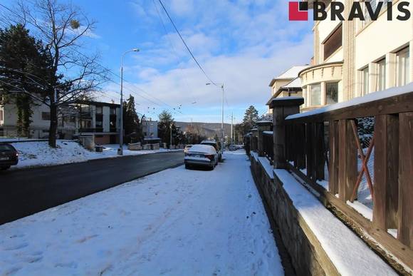 Pronájem bytu 1+1, Brno - Stránice, ul. Lipová, částečně zařízený, 2x terasa