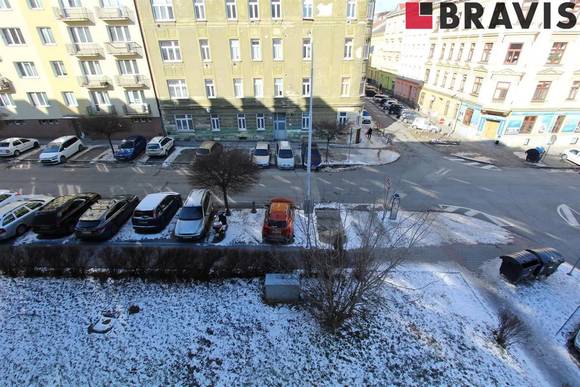 Podnájem bytu 2+1, ulice Bayerova, Brno - Veveří, částečně zařízený, sklep, internet