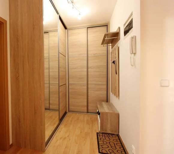 Pronájem bytu 1+kk, Brno - Soběšice, ul. Na Kovárně, zahrádka, garážové stání