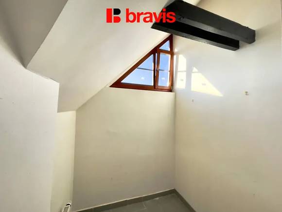 Pronájem designového bytu 1+kk, Brno - Štýřice, ulice Červený kopec, zařízený, komora, klidná lokalita