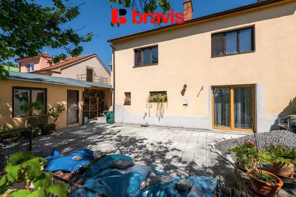 Prodej rodinného domu 7+1, ul. Richarda Knose, Brno - Líšeň, garáž, klidná lokalita