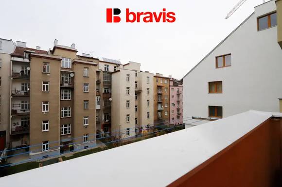 Pronájem bytu 2+1, Brno - střed, ul. Mezírka, 2x balkon, částečně zařízený
