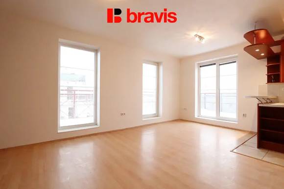 Pronájem bytu 3+kk, ul. Otiskova, Brno - Líšeň, 3 balkony, sklep, parkování