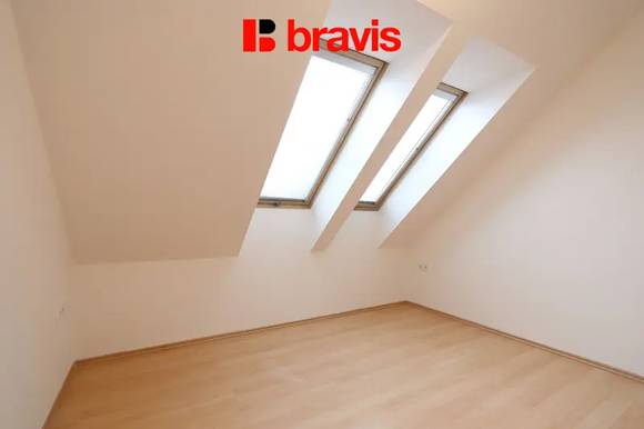 Pronájem bytu 3+kk, ul. Otiskova, Brno - Líšeň, 3 balkony, sklep, parkování