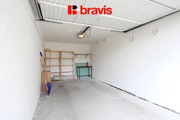 Pronájem zařízeného bytu 4+kk, ul. Lány, Brno - Bohunice, internet, garáž, společná zahrada