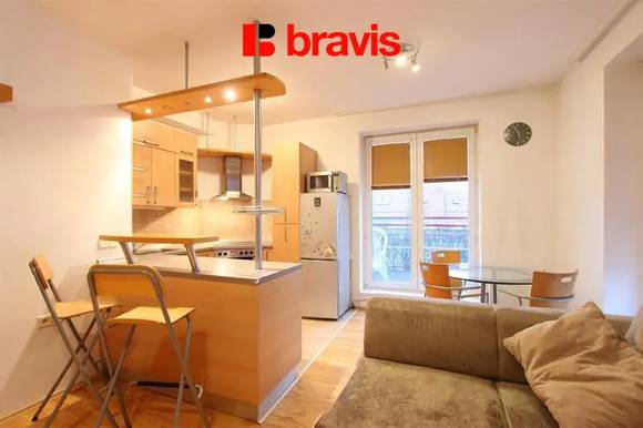 Pronájem bytu 3+kk, Brno - Líšeň, Otiskova ulice, 3 balkony, garážové stání, sklep