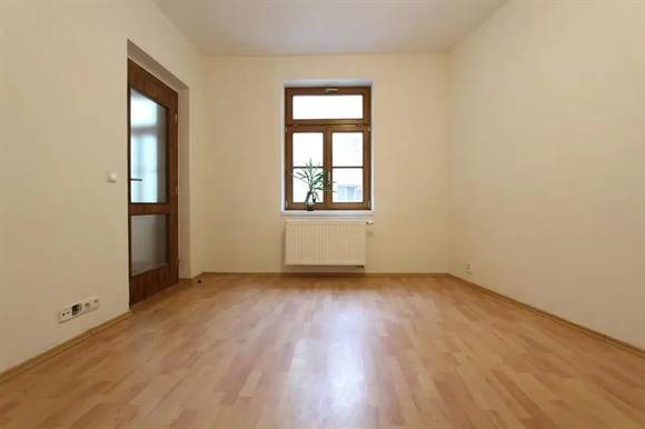 Podnájem velmi pěkného bytu 3+1, Brno - střed, ul. Pekařská, nezařízený, klimatizace, terasa