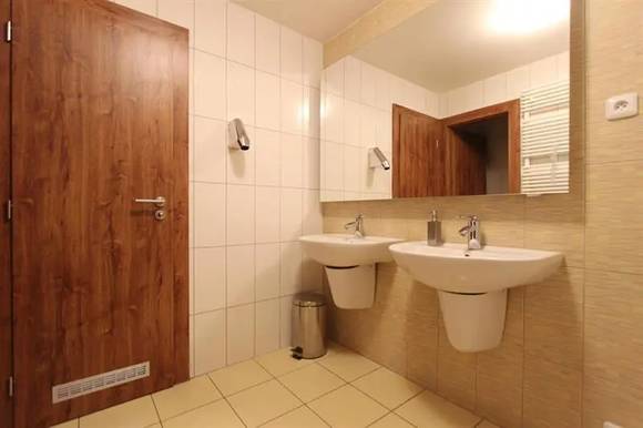 Podnájem velmi pěkného bytu 3+1, Brno - střed, ul. Pekařská, nezařízený, klimatizace, terasa