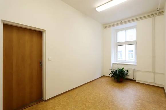 Podnájem kancelářských prostor, 103 m2, ulice Špitálka, Brno-Trnitá, výtah, parkovací stání, v blízkosti centra města