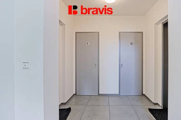 Pronájem moderní kanceláře, 50m2, ul. Jundrovská, Brno - Komín, možnost parkování