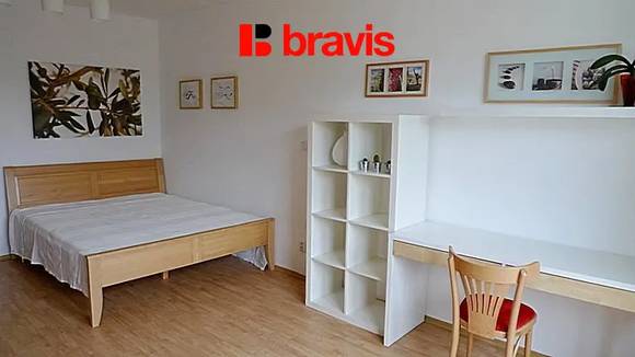 Pronájem bytu 1+1, Brno - Trnitá, ulice Zderadova, lodžie, zařízený