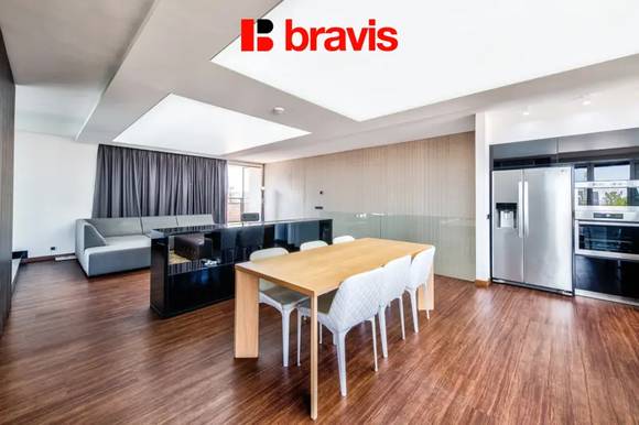 Pronájem luxusního mezonetového bytu 3+kk, ul. Soukenická, Brno - Staré Brno, vybavený, balkon, terasa, vířivka, 2x parkování