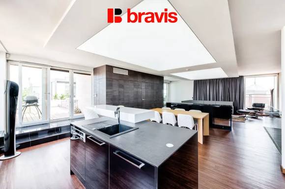 Pronájem luxusního mezonetového bytu 3+kk, ul. Soukenická, Brno - Staré Brno, vybavený, balkon, terasa, vířivka, 2x parkování