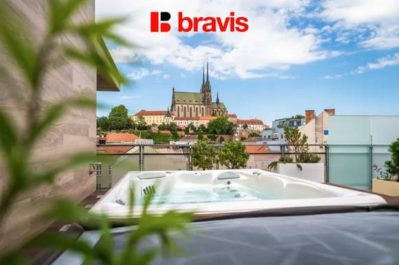 Pronájem luxusního mezonetového bytu 3+kk, ul. Soukenická, Brno - Staré Brno, vybavený, balkon, terasa, vířivka, 2x parkování