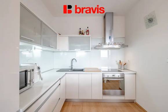 Prodej bytu 2+kk, ulice Trýbova, Brno - Staré Brno, terasa, sklep, garážové parkovací stání