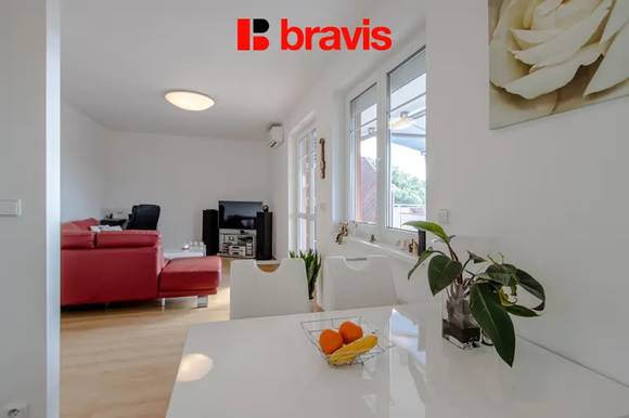 Prodej bytu 2+kk, ulice Trýbova, Brno - Staré Brno, terasa, sklep, garážové parkovací stání