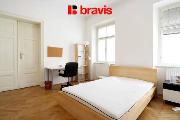 Pronájem prostorného bytu 3+1, ulice Solniční, Brno - centrum, zařízený.