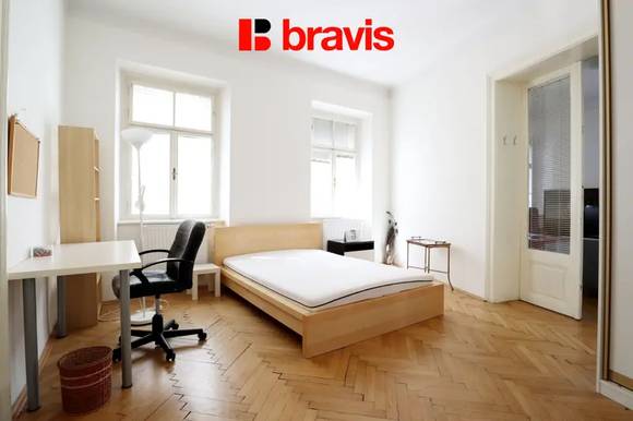 Pronájem prostorného bytu 3+1, ulice Solniční, Brno - centrum, zařízený.