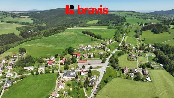 Investiční rekreační objekt u přehrady Pastviny, 2 samostatné apartmány, zavedená klientela, velmi dobrý stav