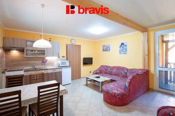 Investiční rekreační objekt u přehrady Pastviny, 2 samostatné apartmány, zavedená klientela, velmi dobrý stav