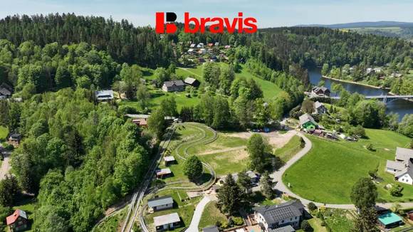 Investiční rekreační objekt u přehrady Pastviny, 2 samostatné apartmány, zavedená klientela, velmi dobrý stav