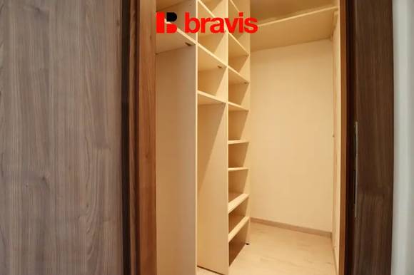 Pronájem bytu 2+1, ul. Vídeňská, Brno - Štýřice, po rekonstrukci, balkon, šatna