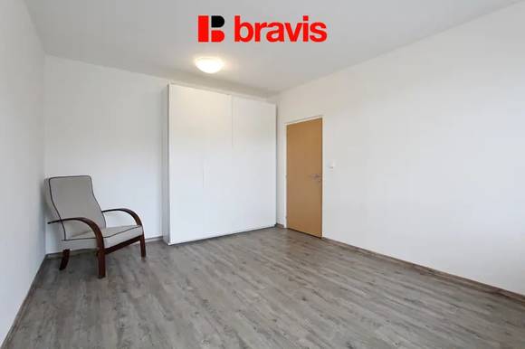 Pronájem bytu 1+1, ul. Olbrachtovo nám., Brno - Komín, balkon, částečně zařízený
