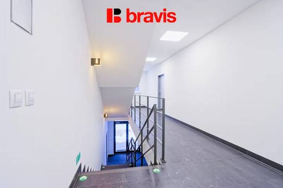 Podnájem kanceláře 59,9 m² v nové administrativní budově v Popůvkách u Brna