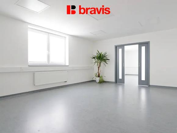 Podnájem kanceláře 59,9 m² v nové administrativní budově v Popůvkách u Brna