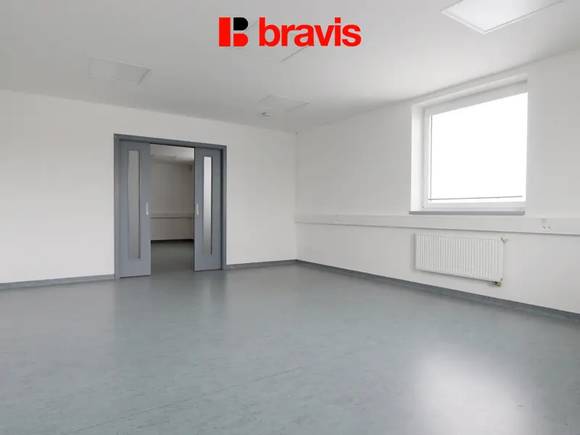 Podnájem kanceláře 59,9 m² v nové administrativní budově v Popůvkách u Brna