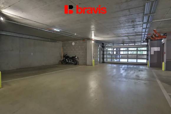 Pronájem garážové stání, 13 m² - Brno - Černá Pole