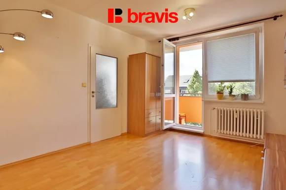 Pronájem bytu 1+1, Rosice u Brna, ul. Kaštanová , po rekonstrukci, lodžie, sklep