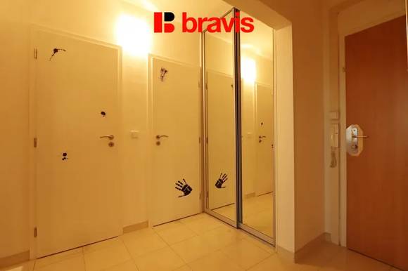 Pronájem bytu 2+kk, Brno - Bohunice, ul. Arménská, šatna, komora, lodžie