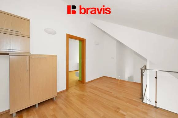 Prodej mezonetového bytu 4+kk, ul. Burešova, Brno - Veveří, terasa, sklep
