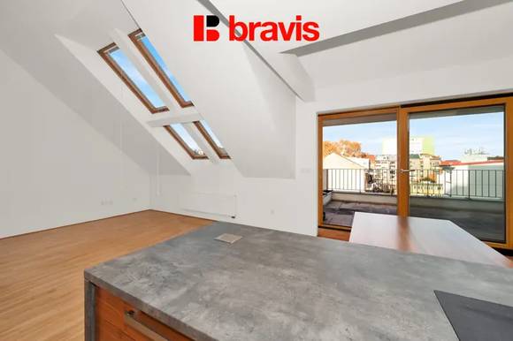 Prodej mezonetového bytu 4+kk, ul. Burešova, Brno - Veveří, terasa, sklep