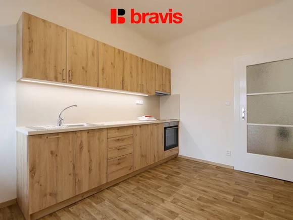 Pronájem bytu 1+1, Brno - střed, ul. Kounicova, balkon, částečně zařízený, po rekonstrukci