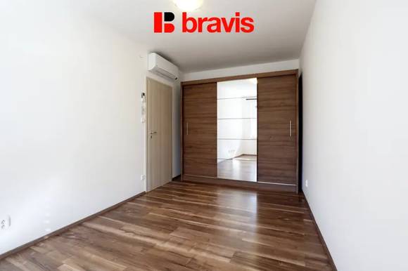 Pronájem byty 2+kk, ul. Cacovická, Brno - Husovice, klimatizace, terasa