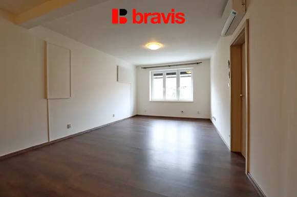 Pronájem byty 2+kk, ul. Cacovická, Brno - Husovice, klimatizace