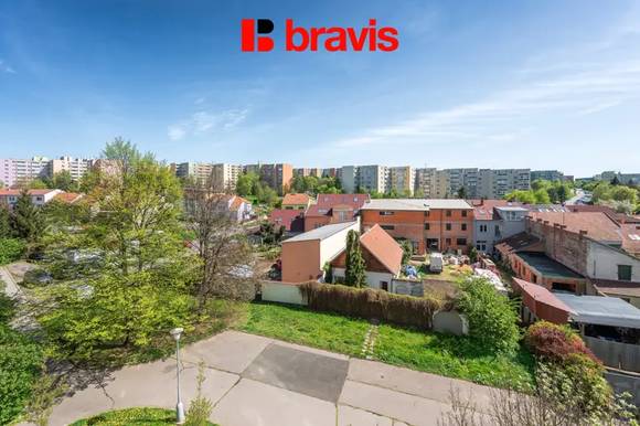 Prodej bytu 1+kk k rekonstrukci, ul. Sevastopolská, Brno - Starý Lískovec, balkon, sklep