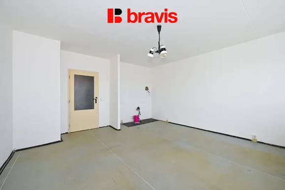 Prodej bytu 1+kk k rekonstrukci, ul. Sevastopolská, Brno - Starý Lískovec, balkon, sklep