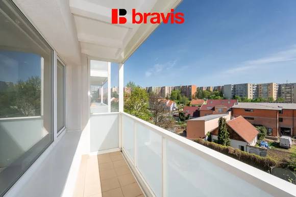 Prodej bytu 1+kk k rekonstrukci, ul. Sevastopolská, Brno - Starý Lískovec, balkon, sklep