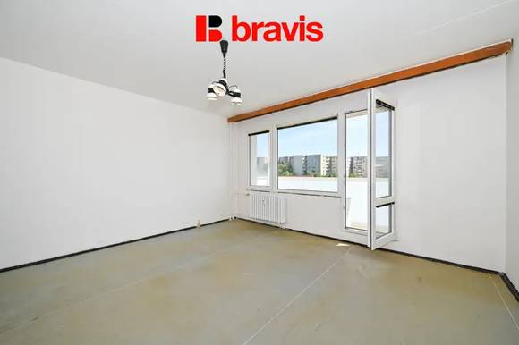 Prodej bytu 1+kk k rekonstrukci, ul. Sevastopolská, Brno - Starý Lískovec, balkon, sklep