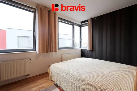 Pronájem bytu 2+kk, 59,6m2, ul. Jaroslava Foglara, Brno - Štýřice, klimatizace, zařízený, garážové stání