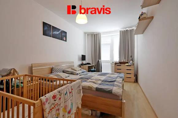 Pronájem bytu 2+kk, ul. Hrázka, Brno - Medlánky, balkon, zařízený