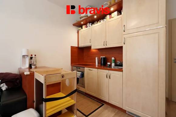 Pronájem bytu 2+kk, ul. Hrázka, Brno - Medlánky, balkon, zařízený
