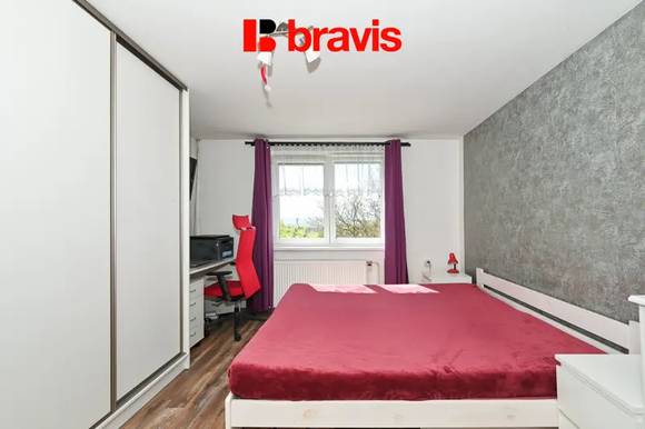 Prodej rodinného domu - Lysice - zahrada 999 m² - 3 bytové jednotky