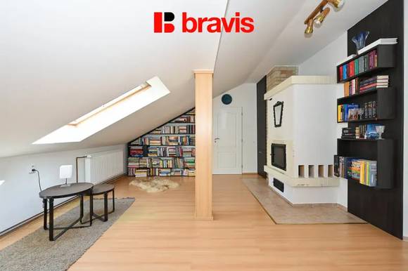 Prodej rodinného domu - Lysice - zahrada 999 m² - 3 bytové jednotky